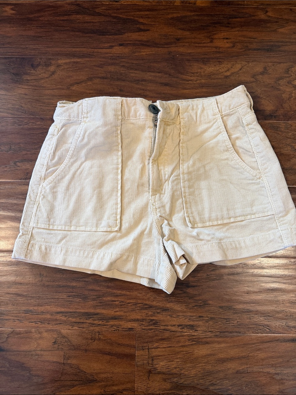 American Eagle Outfitters Corduroy Shorts — cream
